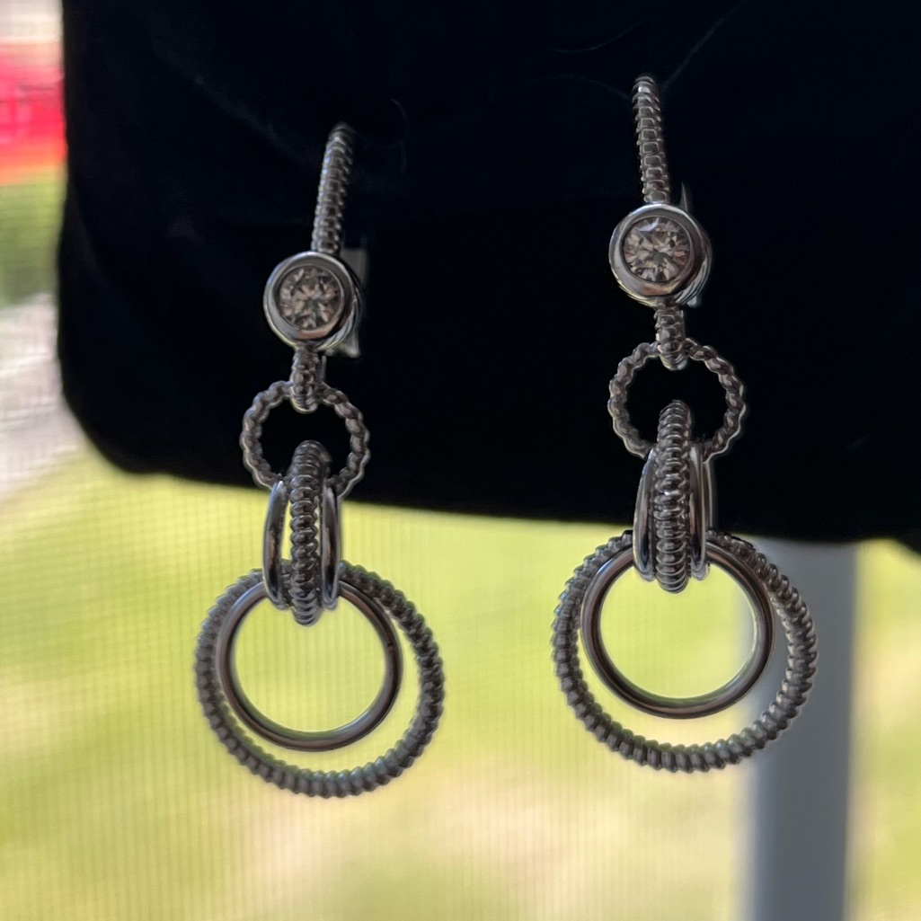 Judith Ripka Sterling Silver W Diamonique Circle Lever-Back Dangle Earrings 125$